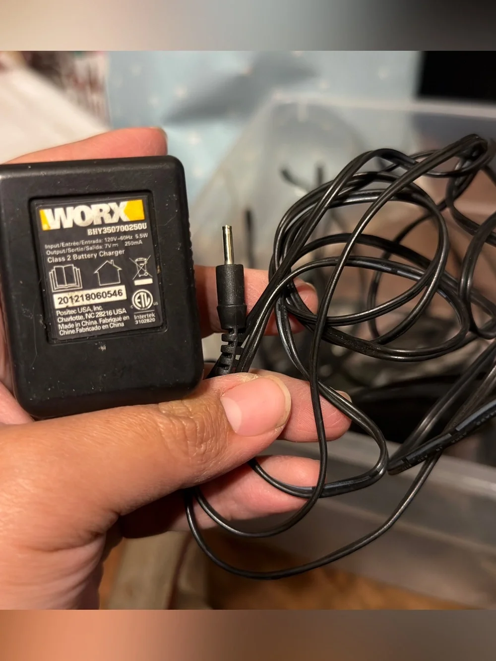 Black Battery Charger - Replacement Power Adapter